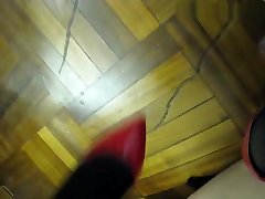 लाल ऊँची एड़ी के जूते cockcrush और स्क्वरटिंग
