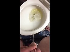 37 mintes sexy video in toilet