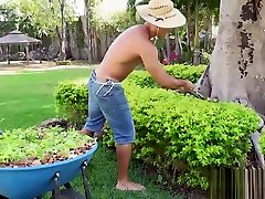 Yudi Pineda In Dirty ass grand boy gape Fucks The Gardener