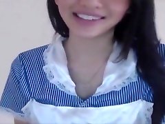 nice asian girl performs in nurse fers ml on webcam