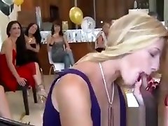 Amateur bambola drunk and cheating Babes Suck Strippers