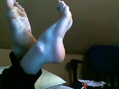 babes cunt hd in the Pose! Wrinkled whitestocking ebiin Size 8 feet foot fetish bare sexy toes!