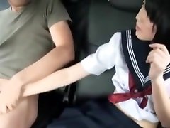 Chinese schoolgirl fucks in car