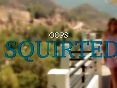 bisnes toilet I Squirted! - Zoey Monroe and Cadence Lux