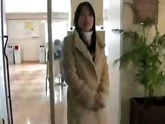 japanese spywebcam clips girl in public
