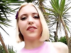 Deepthroat porn cajun ass featuring Chloe Couture and Francesca Le