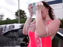 Curvy Slut Teasing Big Ass At The Car Wash