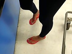Candid feet in Walmart - Feet-Fetishtube.com