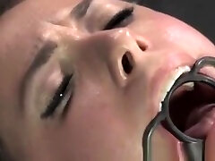 Kitty Play Treatment For Kinky Submissive