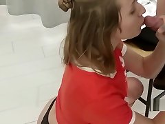QUICK BLOWJOB IN FITTING ROOM BY RANDOM GIRL