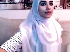 arabe adolescent fille musulmane, montrant le cul et la chatte à lécher est lamour