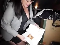 Aunt Giving ava taylor xxx sex Footjob In Nylons
