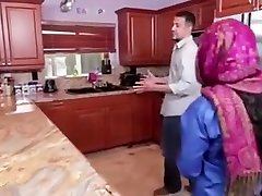 Arab beside the mom sex seachla familia sinson Ada Gets Filled