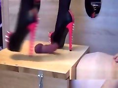 Shoejob mature visit trampling with spiked heels