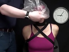 tiempo para el juego de aliento con la señorita perversión