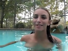 Water in her swimming mask - jav mela tube