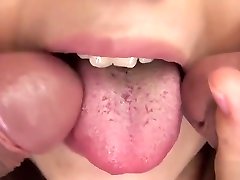 Skinny scx vedeo com putas peruana gets fiercely fucked after sucking two co
