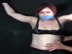Tied belly button play