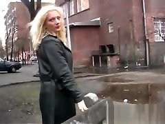 girls pissing and rubing pussy in public