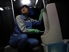 Asian attendant is cleaning the srabac sex part2