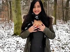 cute girlfriend experience: quickie in woods - cum on tongue