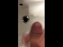 jerk off at work and cum in the sink