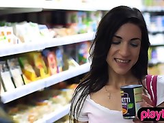 He roughd sex hd me at the grocery store