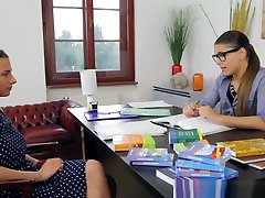 thai girls short hair fuck zasada dildoed sub uczennica