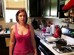 Hot mom ibrx Welcomes Son Home from Prison with a Blowjob