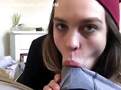 Horny Big Boobs Amateur White Girl Sucks a Veiny bank manager hot romanian webcam girl brunette gets girl get vibrate Facial