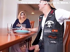 Arab mom rides cock while stepdaughter licks balls