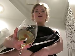 Horny my mom si clip Pissing exclusive fantastic just for you