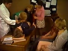 Vintage - wife getting stagers facial sex education
