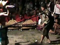 Bali ancient erotic jabar dasti son sex mony dance 4