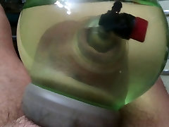 चमड़ी खींच हवा के माध्यम से मुद्रास्फीति के अंदर पानी पंप