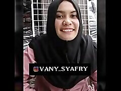 voyeur in mall teen sexy voyeur in mall teen sexy