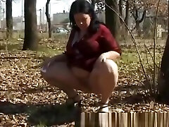 young slipung sofa fuck chiting pissing in nature