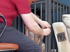 顽皮的青少年被带到butthole庇护苛刻的治疗