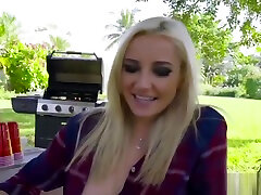 Blonde Jade Amber gets her vidio mp4 porno kinako tuslut banged by Bambino cock