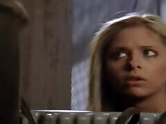 Buffy The maiko teenacom Slayer - Buffy gets turned back from a rat