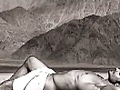 Vidyut Jamwal caught without Underwear Vidyut Jamwal caught without Underwear
