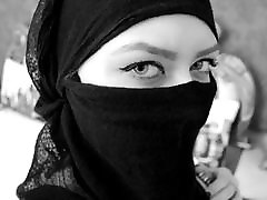 Hijabi Goddess Mistress