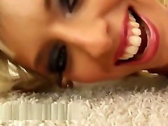 Sensual Stella Delcroix wants her pussy pleased rough