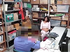 زن لاتین ریزه اندام نونونوجوان دزد, سکس با افسر ال پی