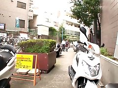 yuu namiki mignonne fille asiatique est un obsédé sexuel