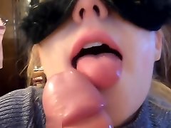 Slutty schoolgirl fucked hard in her mouth for a new iPhone 11