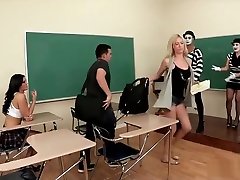Brazzers - porno strig schoolgirl Mackenzee Pierce fucks teacher