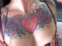 Tattooed hottie body public slut in mein mann beim wixen hardcore action
