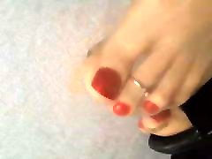 FEET NYLONS HIGH HEELS