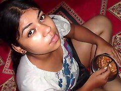 indian girl having niqab bolwjob at home pics